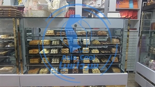 یخچال و ویترین مکعبی قنادی