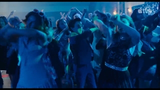 تریلر Cha Cha Real Smooth