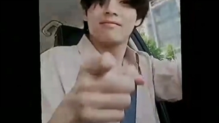 کلیپ از ولاگ وی