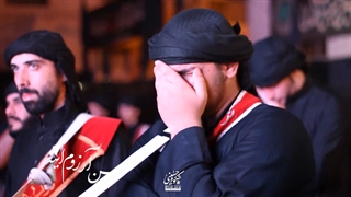 یه عمره که دارم همیشه تو روضه هوای محرم