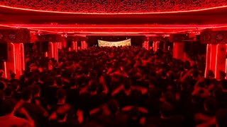 مداحی و شور - زینب من مدافع حرم باش با اجرای حاج محمود کریمی