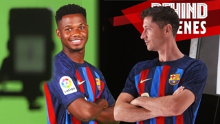 مراسم عکس رسمی بارسلونا برای فصل 2022/23 ( پشت صحنه )