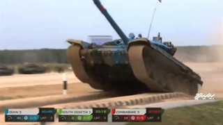 پرش دیدنی تانک ایرانی در رقابت های تانک بیاتلون