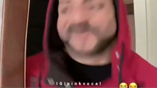 کتف خواننده ها