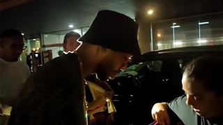 بازگشت اوبامیانگ به بارسلونا . هواداران شعار دادند " بمان "