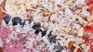 طرز تهیه انواع دسر با بلوبری