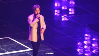 فنکم اجرای آهنگ You از شیومین در فن میتینگ Xiuweet Time