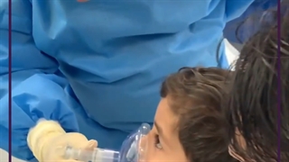 بنظر شما چرا قبل از بیهوشی کودک رو وزن می کنیم؟