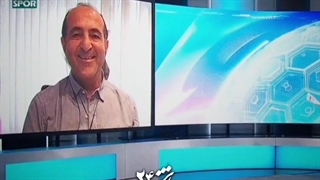 سیلی خوردن گزارشگر ترکیه از گربه بر روی آنتن زنده