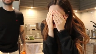 برف بازی تو ونکوور / میا پلیز