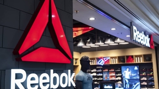 معرفی کتاب کفش ساز اثر جو فاستر (داستان ناگفته ی شرکت ریباک )