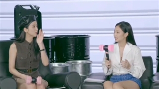 تیکه ای از لایو امروز دخترا توی یوتیوب