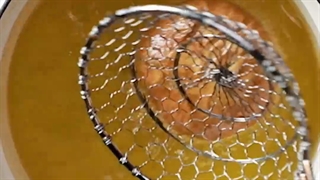 طرزتهیه پیراشکی کرمدارخوشمزه