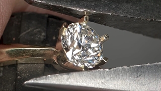 ۱۰۰ میلیون بازدید در یوتیوب: تبدیل پیچ و مهره به انگشتر طلا | طلاپین