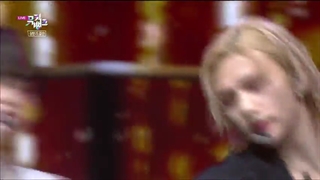 اجرای Psycho از سانها/آسترو استری کیدز/هیونجین (خواننده اصلی _ Red Velvetه)