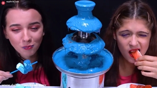 چالش غذاخوری دونفره باحال و جذاب