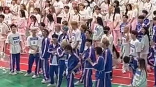 فن آینه آیدولشه به روایت اسکیز و استی