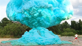 آزمایش جذاب دیدنی با نوشابه و خمیر دندان