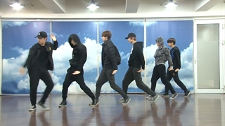 Dance Practice آهنگ History از EXO-K