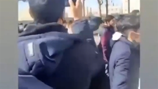 چنین مدرسه ای هم آرزوست ಥ‿ಥ