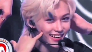 [کپشن]آیدل های که باعث معروفیت گروه شدن