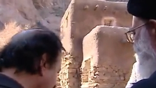 گوشه‌هایی از بازدید رهبر انقلاب از پشت صحنه فیلم سینمایی محمد رسول‌الله