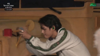 اجرای آهنگ (dope) بی تی اس در کنسرت بوسان 2022