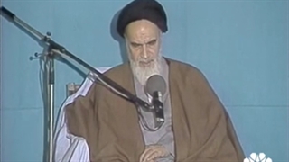 رهبر کبیر انقلاب : دشمن را بزرگ نپندارید