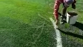 خط کشی دایره مرکز زمین چمن مصنوعی فوتسالی