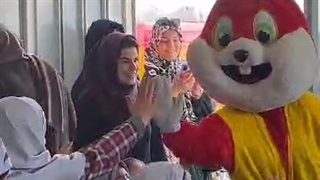 جشن هفته جهانی کودک با اجرای خاله رزیتا و گروه کودکش