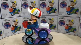 پسر دوچرخه سوار موزیکال حرکتی