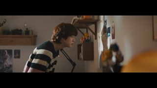 موزیک ویدیو the astronaut بازیرنویس فارسی