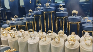 جواهری پوریا