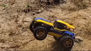 ماشین اسباب بازی کنترلی حرفه ای مدل 12402A D7