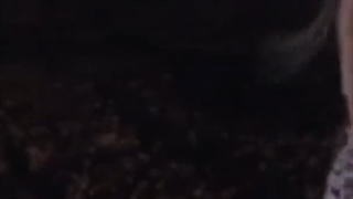 عایا کسی کنسرت لاو سیک گرلز داره؟