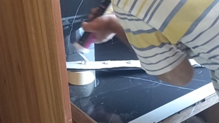 نصب لبه کابینت با چسب مگا استون 2