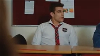 تماشای قسمت 21 سریال یقه خاکی با زیرنویس فارسی در کانال تلگرام ما/لینک کانال توضیحات