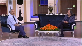 مهران مدیری در کنار زنده یاد امین تارخ در برنامه دورهمی