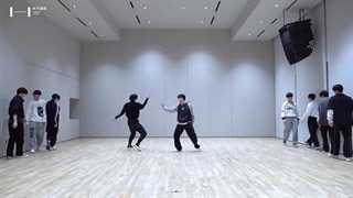 پرکتیس "under the skin" از "team&"