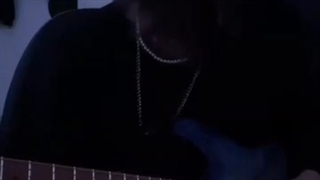 بیا زیر باران قدم بزنیم