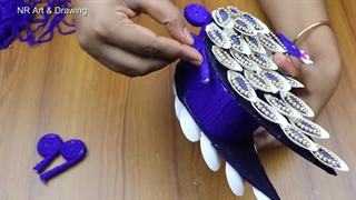 ساخت ظروف تزیینی با مواد پلاستیکی دور ریختنی