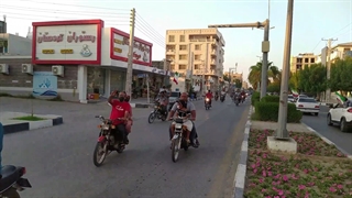 خوشحالی قشمی ها از برد تیم ملی فوتبال ایران