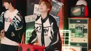 خب بیاین این بچه رو ایگنور کنیم