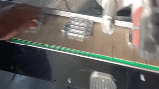 دستگاه لیبلزن تخت از بالا