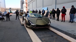 انباکس ماشین ۳ میلیون دلاری لامبورگینی