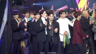 فن کم Got7 در اجرا آهنگ Amor Fati