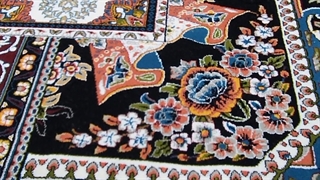 فرش 700 شانه ارزان قیمت - طرح باغ معلق رنگ فیلی با تراکم 2100