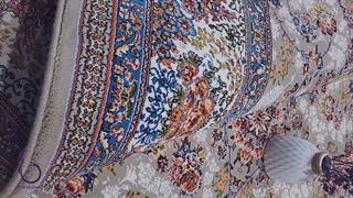 فرش 700 شانه ارزان قیمت - طرح رز رنگ فیلی با تراکم 2100