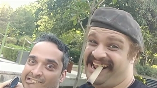 ارمیس و بازیگران دلقک تئاتری