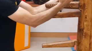 آدمک چوبی وینگ چون و کاربرد هل دادن